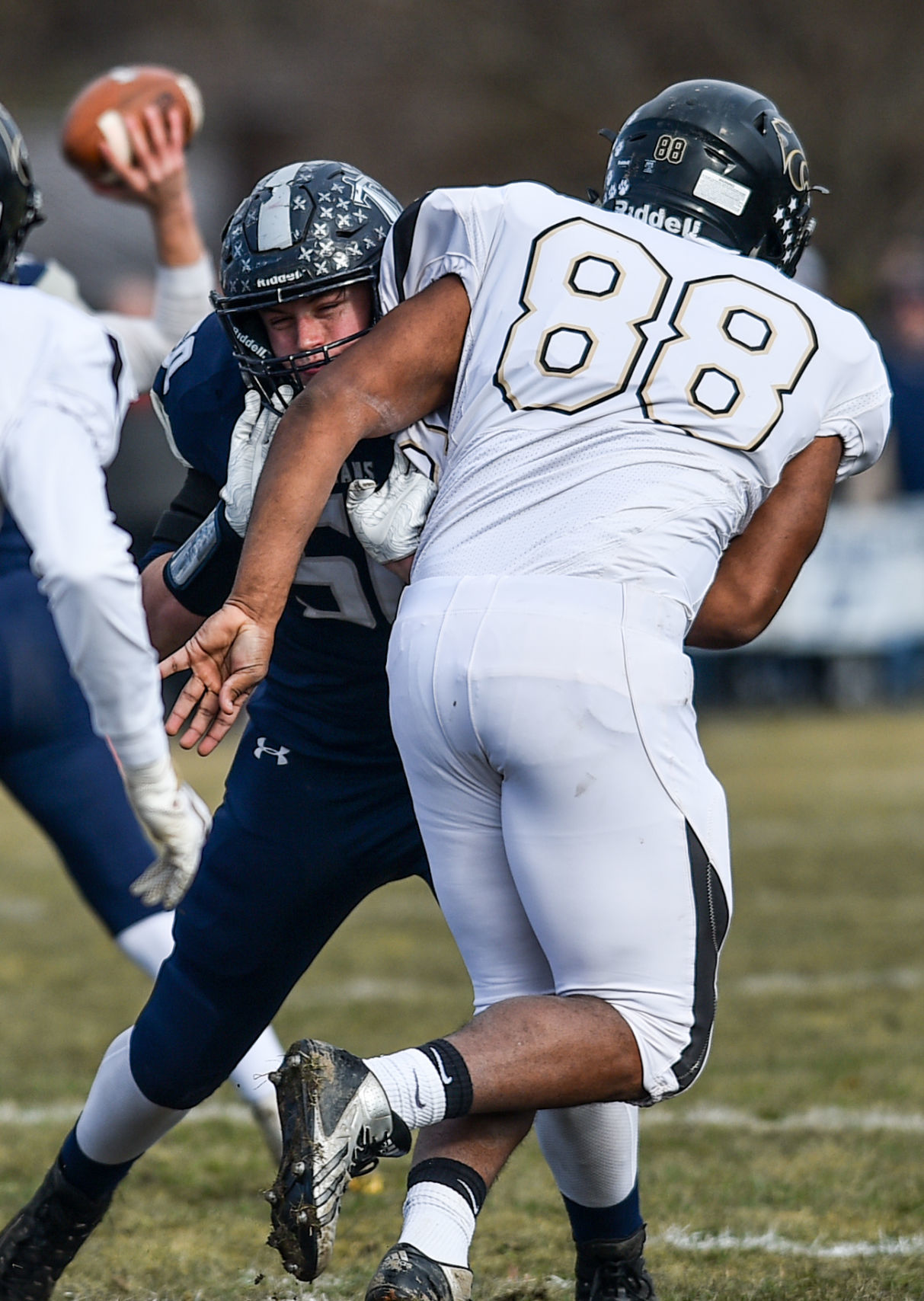 112319-mda-spt-aw-football-003a.jpg